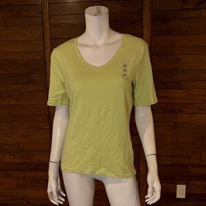 Northern Reflections Lime Green V-Neck Short Sleeve Tee